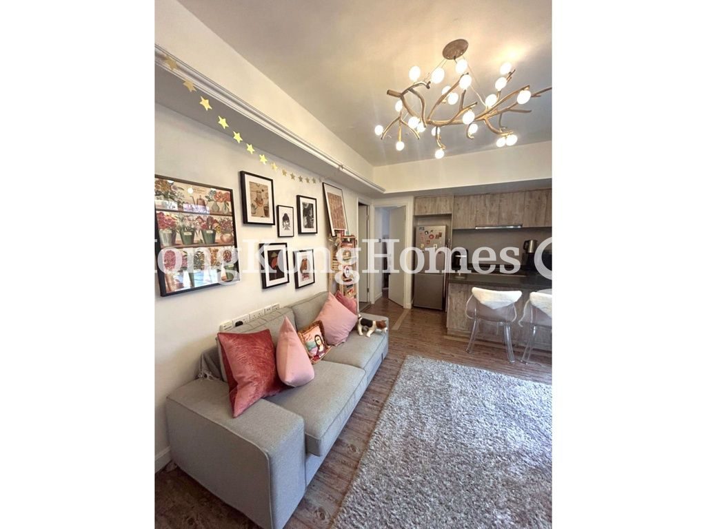 Living and Dining Room — Pao Woo Mansion, Wan Chai