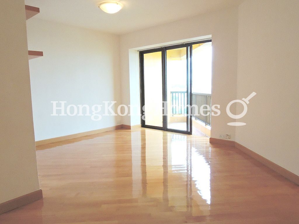 Living and Dining Room — Phase 3 - Hillgrove Village - Brilliance Court, Discovery Bay