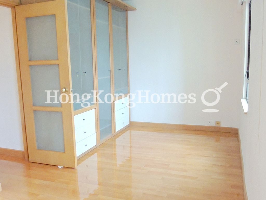 Master Bedroom — Phase 3 - Hillgrove Village - Brilliance Court, Discovery Bay