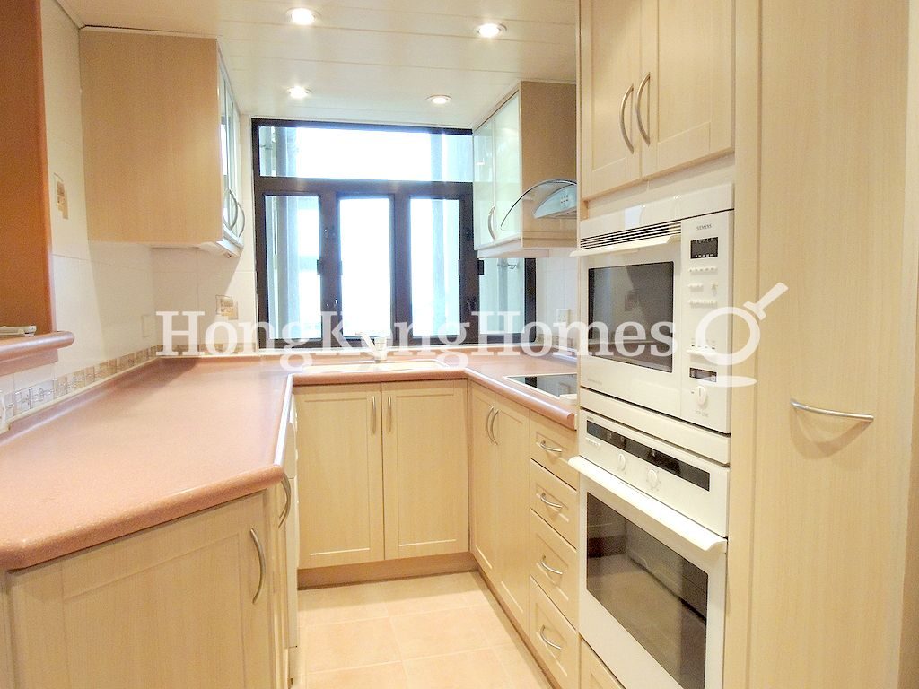Open Kitchen — Phase 3 - Hillgrove Village - Brilliance Court, Discovery Bay