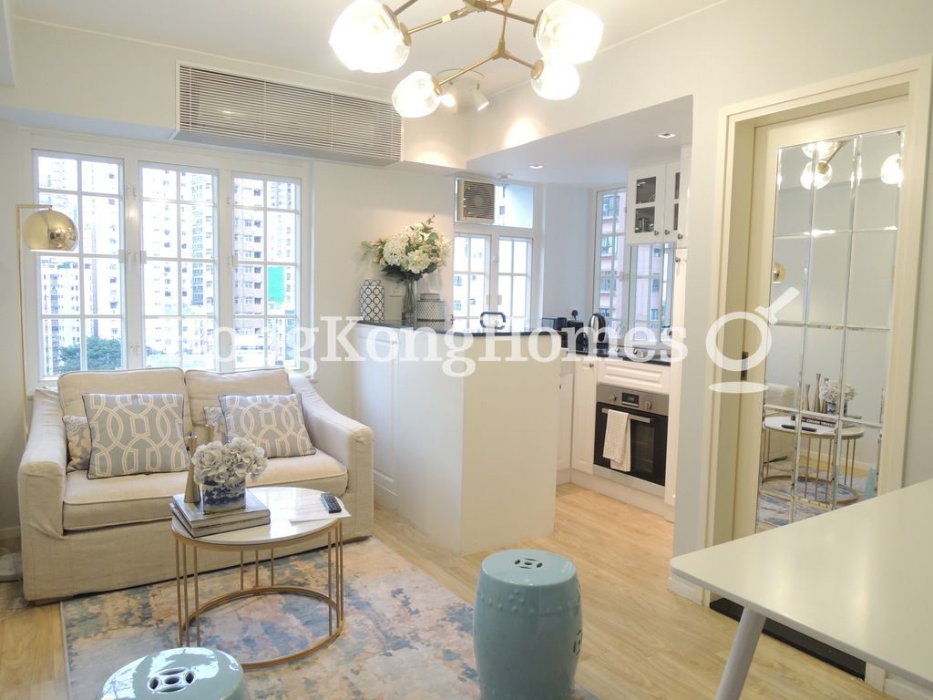 Living and Dining Room — Ying Pont Building, Central