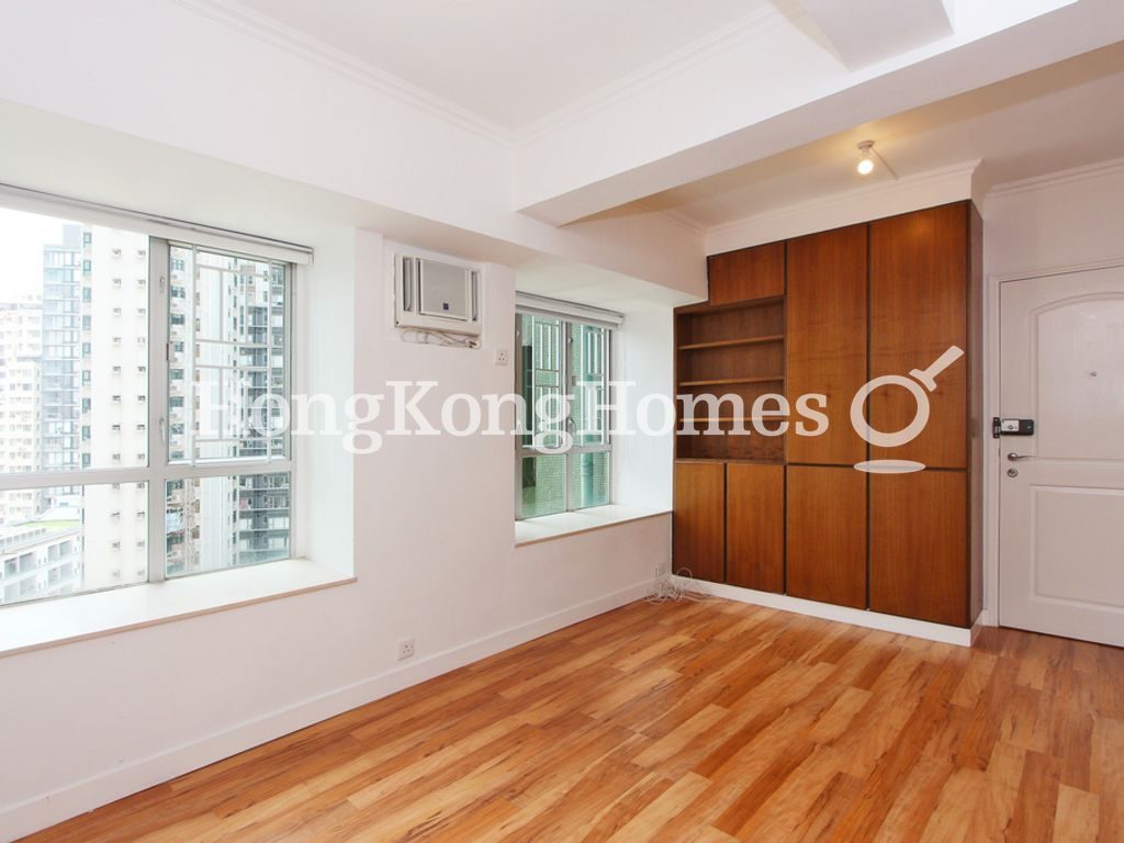 Living and Dining Room — Grandview Garden-Tower 1, Mid-levels West