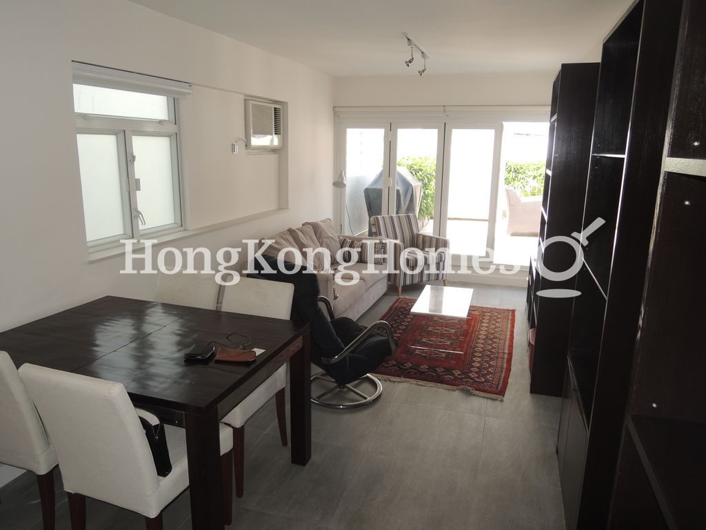 Living and Dining Room — Westlands Court - Gee Lan Mansion, Quarry Bay