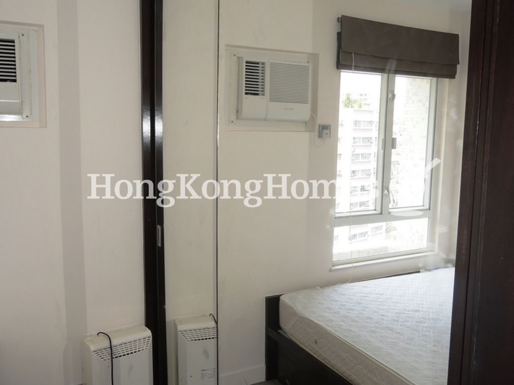 Built-in Wardrobe in Master Bedroom — Westlands Court - Gee Lan Mansion, Quarry Bay