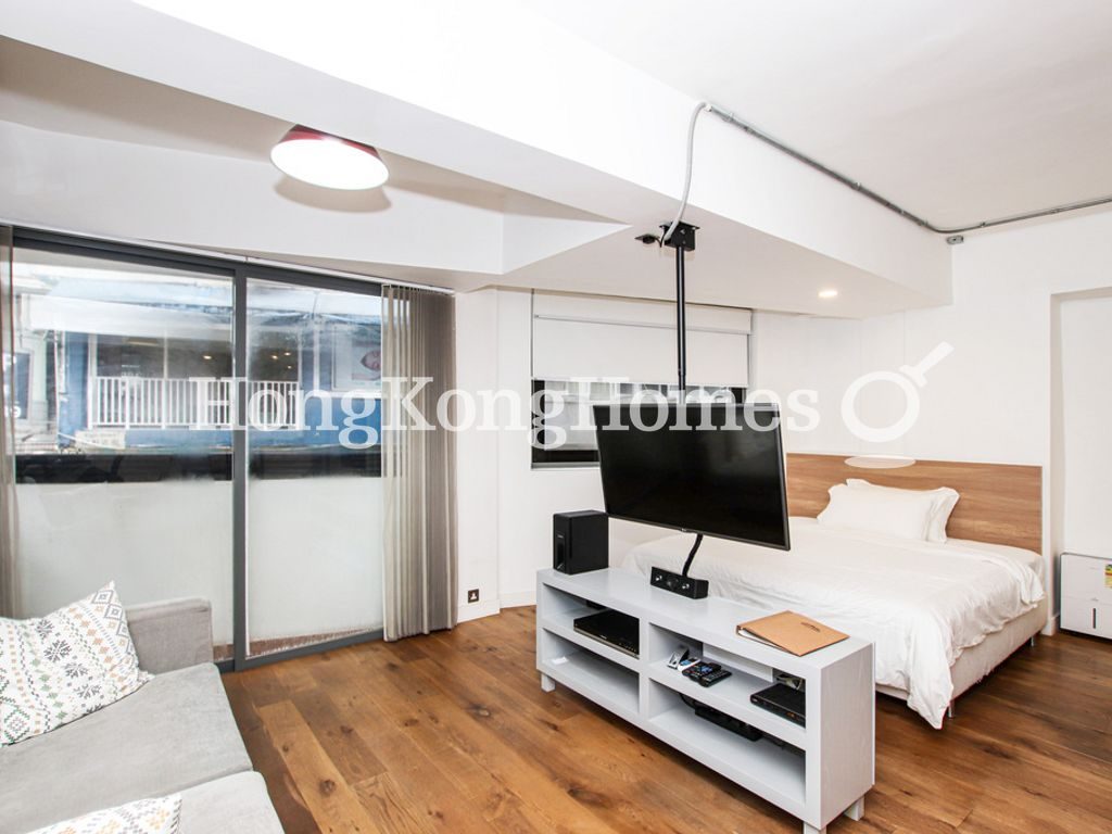 Studio — Elgin Street, 40, Central