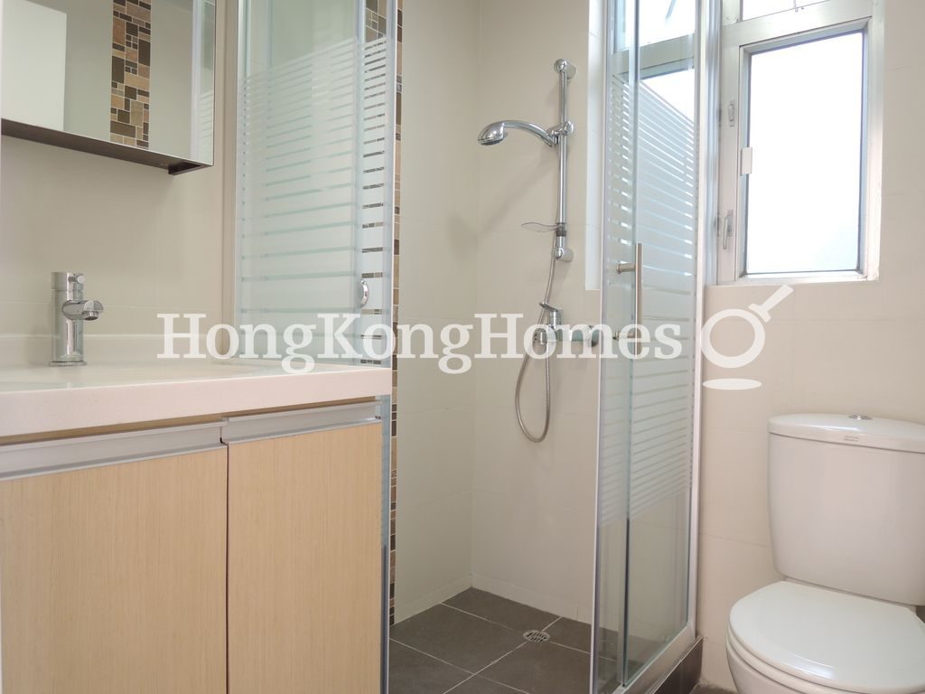 Guest Bathroom — Great George Building, Causeway Bay