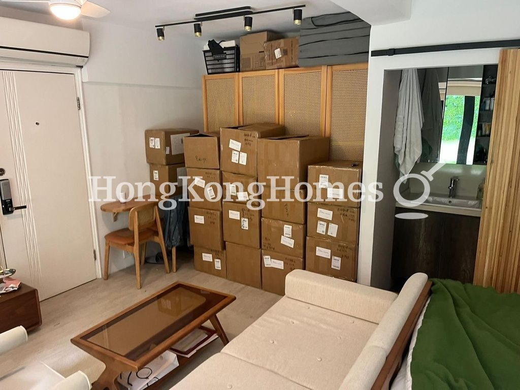 Studio — Kin On Building, Wan Chai
