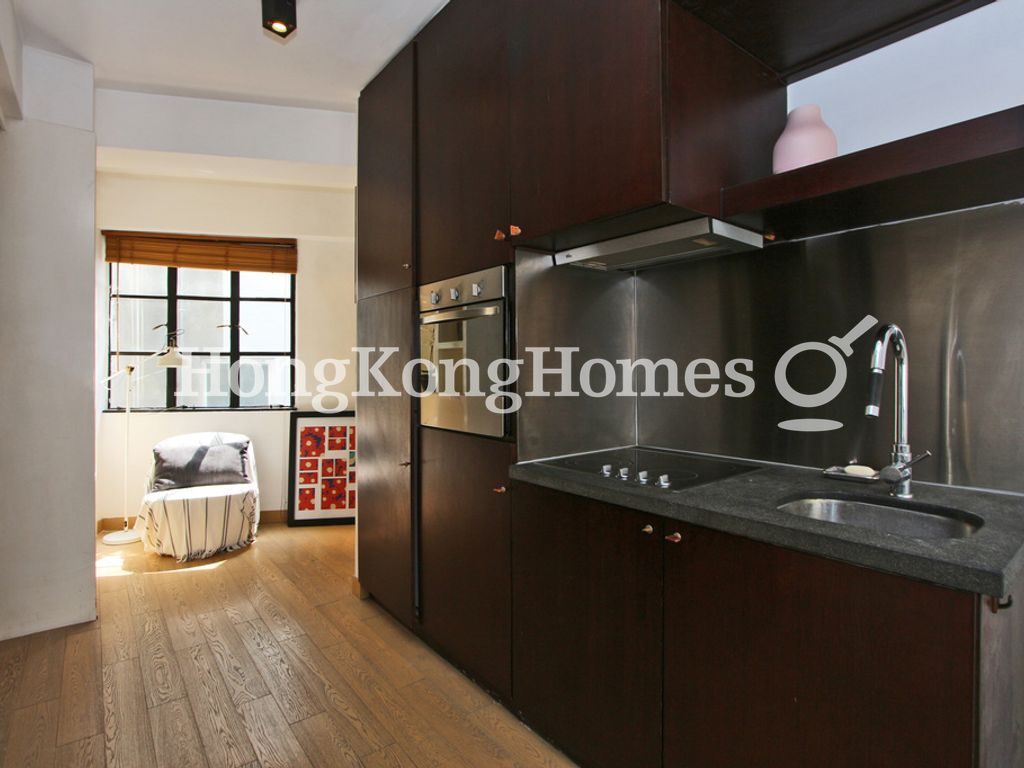 Open Kitchen — Mee Lun House, Central