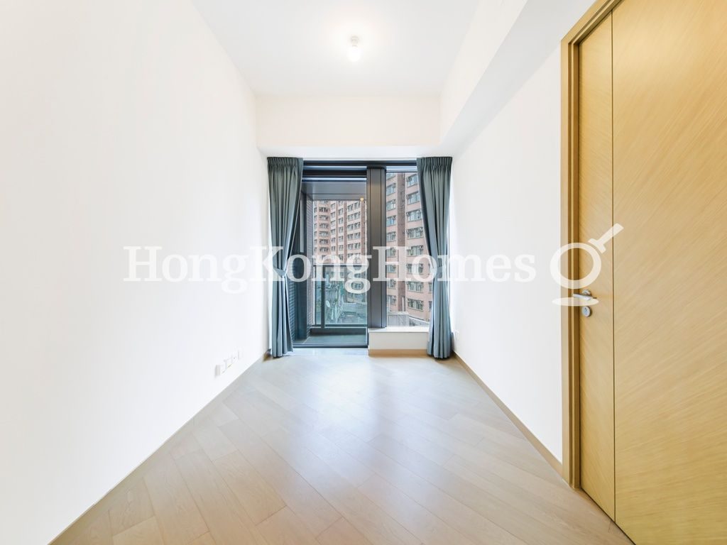 Living and Dining Room — Novum West - Tower 1, Western / Kennedy Town