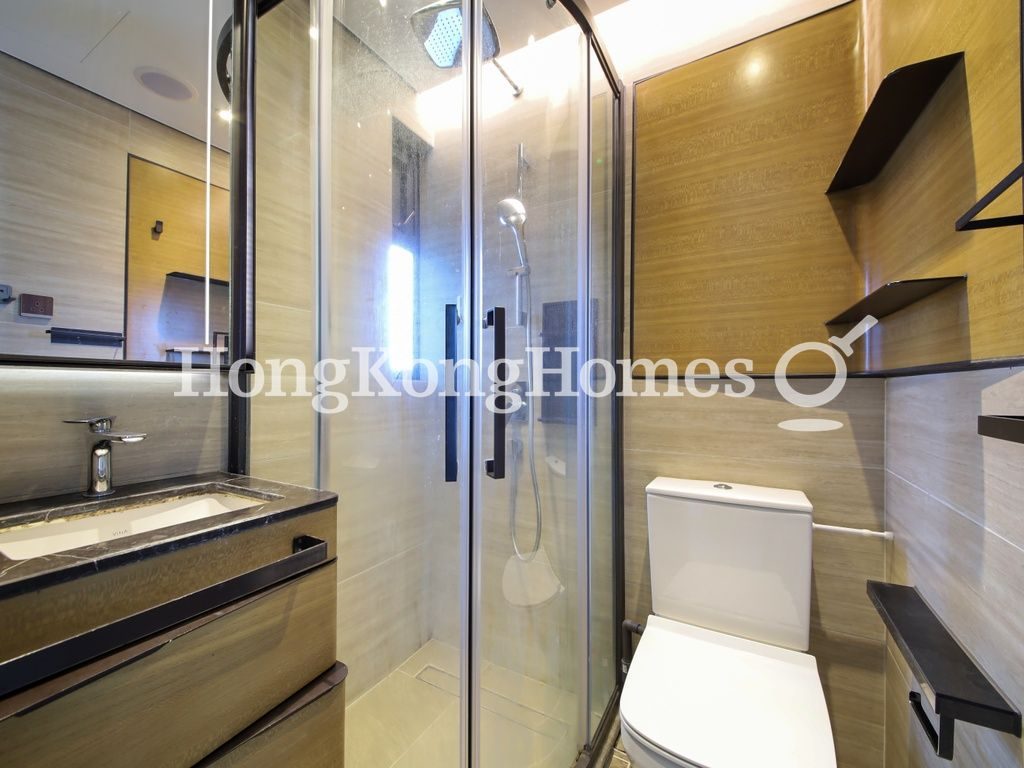 Ensuite Bathroom — One Artlane, Sai Ying Pun