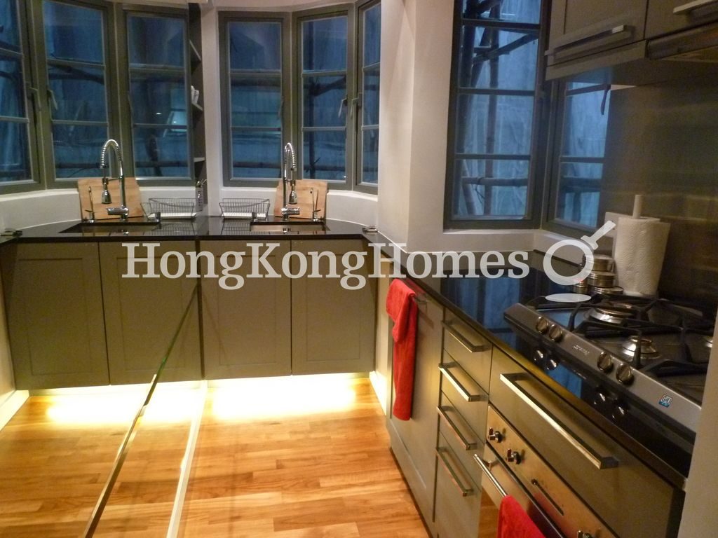 Kitchen — Rich Court, Mid-levels West
