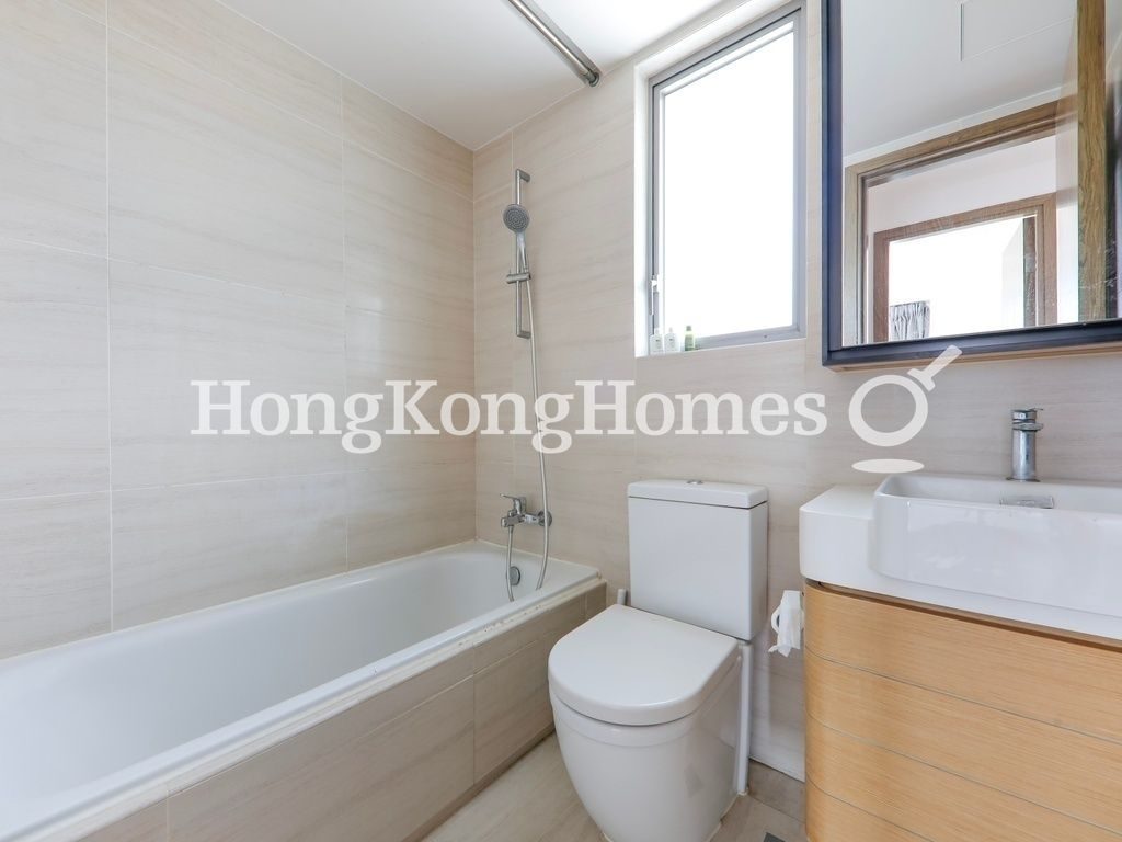 Guest Bathroom — South Coast, Aberdeen
