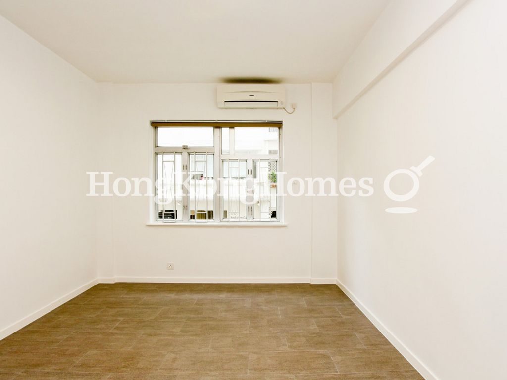 Living Room — Kam Fai Mansion, Mid-levels Central