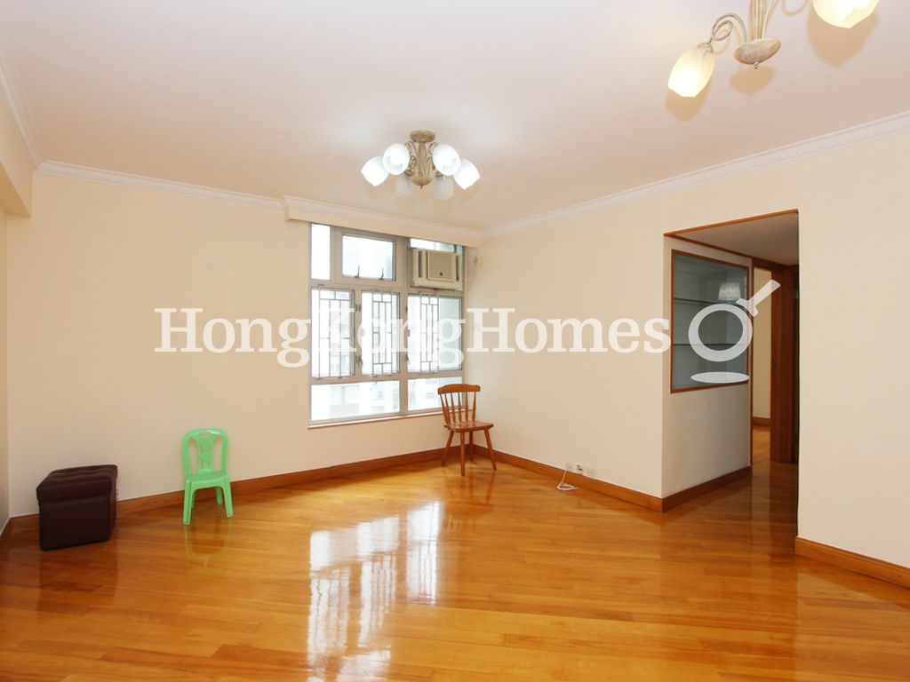 Living and Dining Room — Taikoo Shing - Hsia Kung Mansion, Taikoo Shing