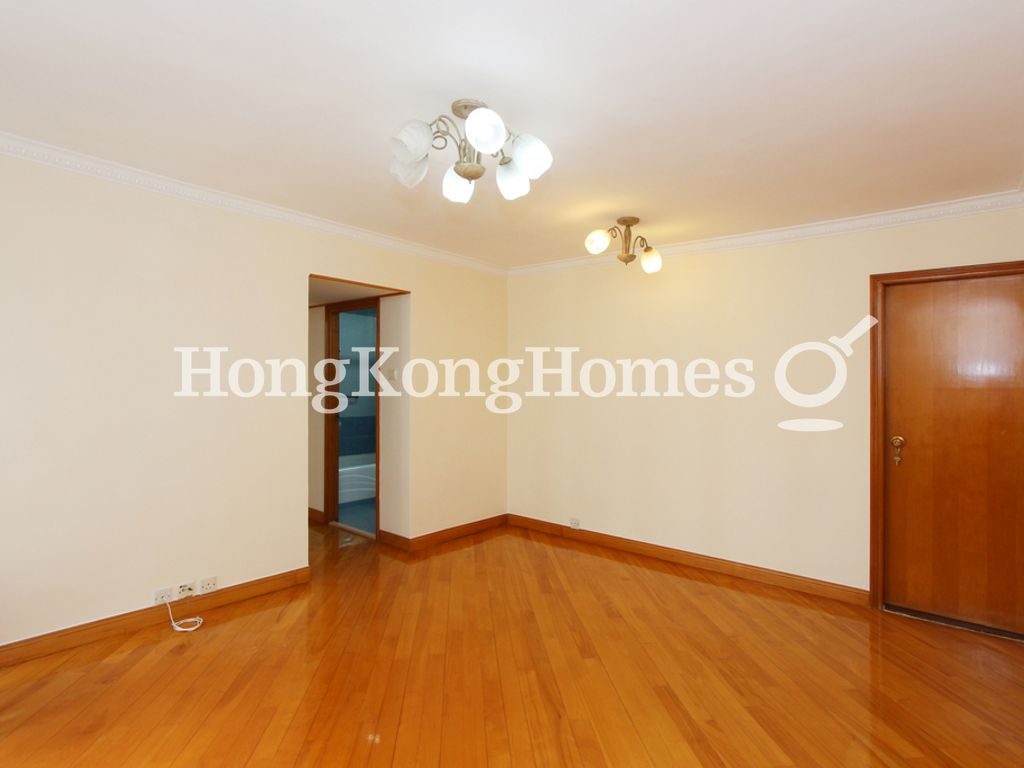 Living and Dining Room — Taikoo Shing - Hsia Kung Mansion, Taikoo Shing