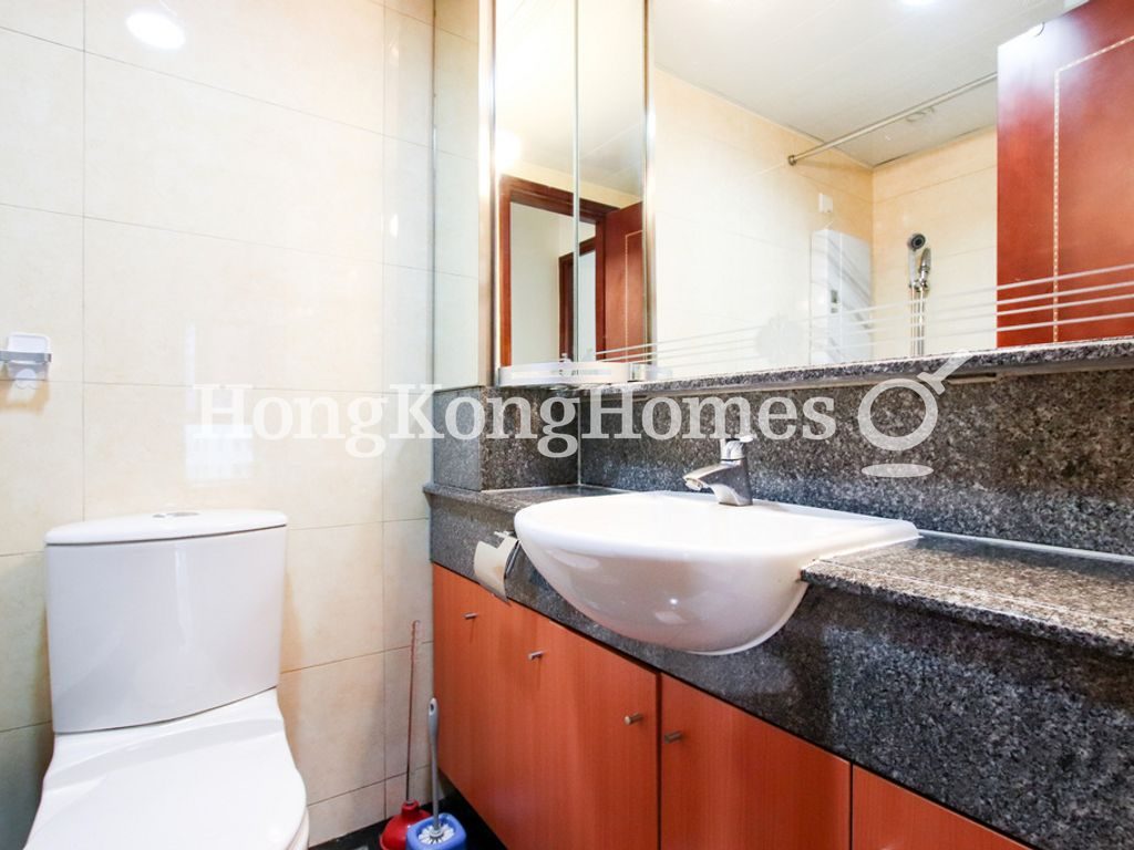 Guest Bathroom — The Merton - Block 01, Western / Kennedy Town
