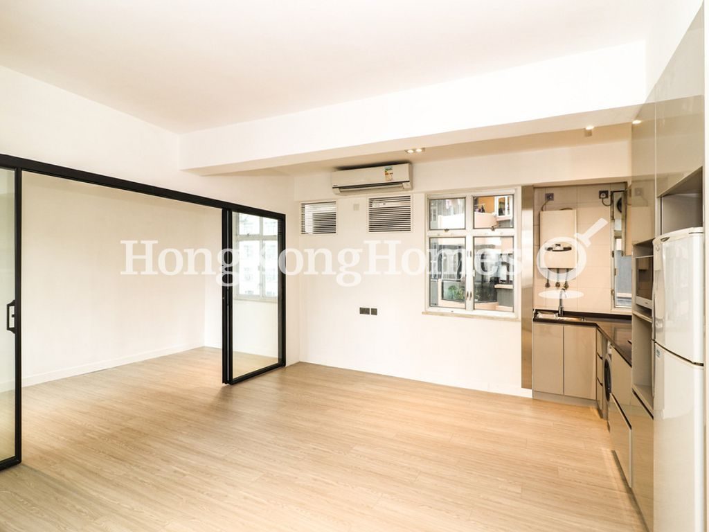 Studio — Woodland Court, Mid-levels West