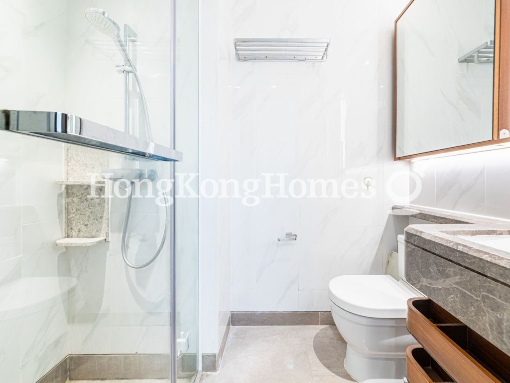 Bathroom — Novum West - Tower 2, Western / Kennedy Town