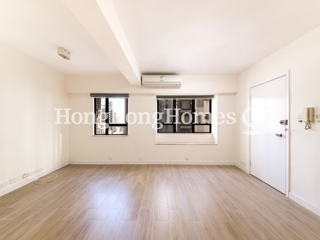 Living and Dining Room — Losion Villa, Mid-levels West