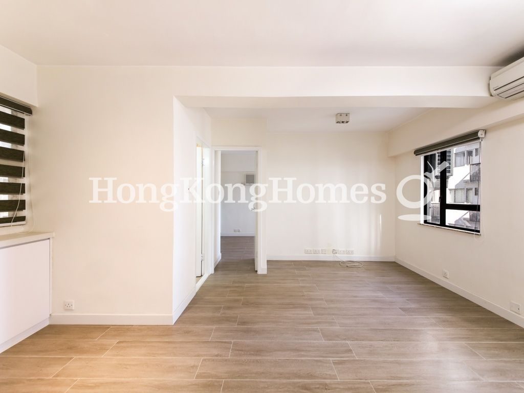 Living and Dining Room — Losion Villa, Mid-levels West