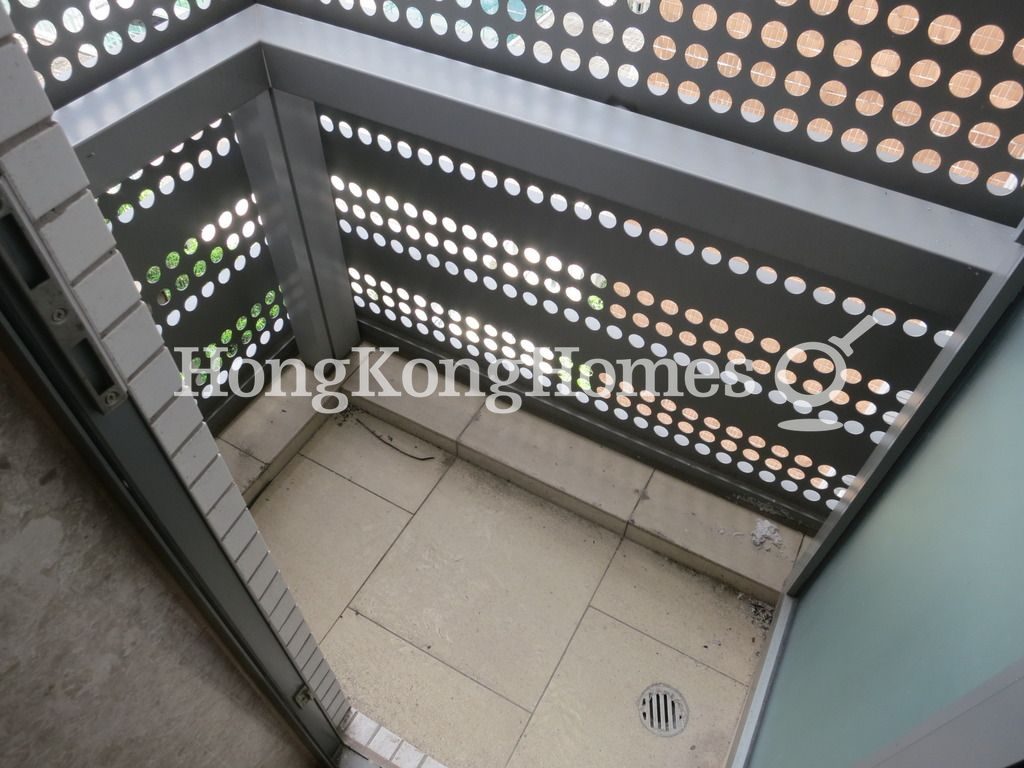 Balcony off Dining Room — Lime Habitat, North Point