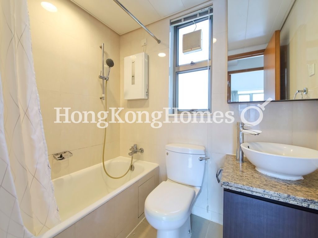 Guest Bathroom — The Zenith - Block 3, Wan Chai