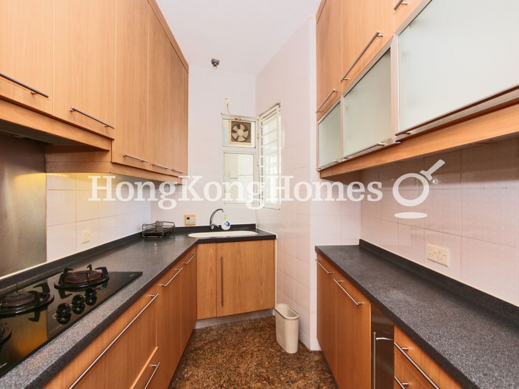 Kitchen — Les Saisons - Tower 03, L Automne, Shau Kei Wan
