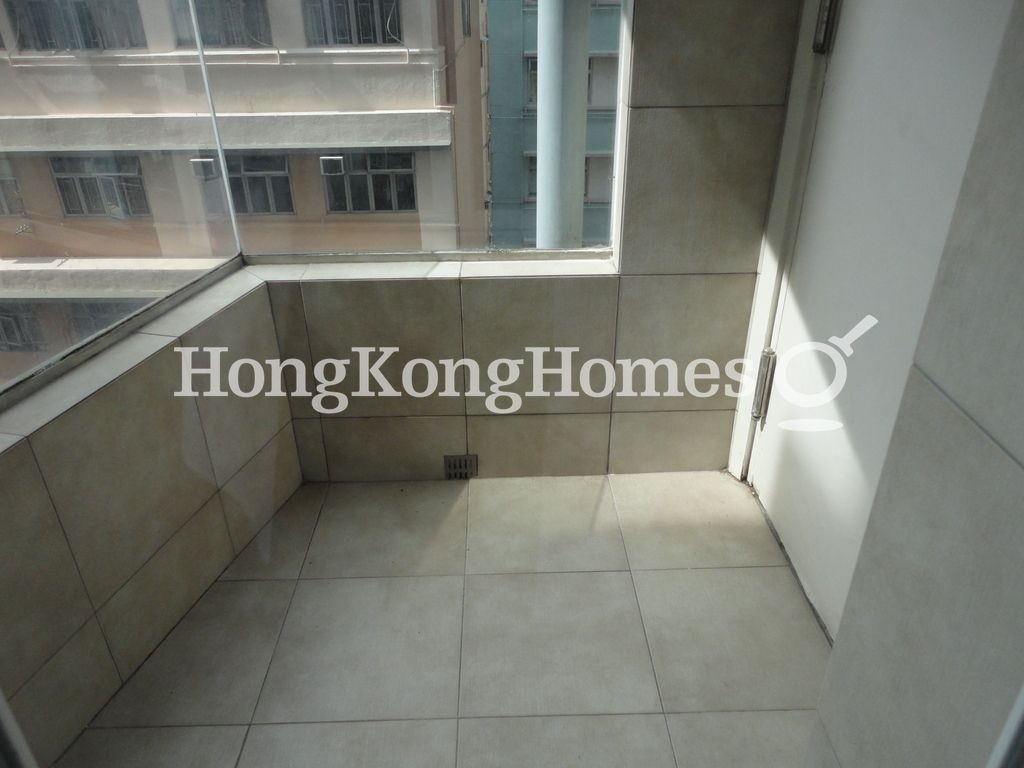 Balcony — Chatswood Villa, Mid-levels West
