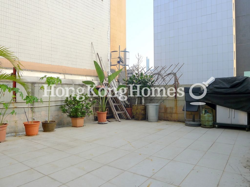Private Roof Terrace — Linfond Mansion, Wan Chai