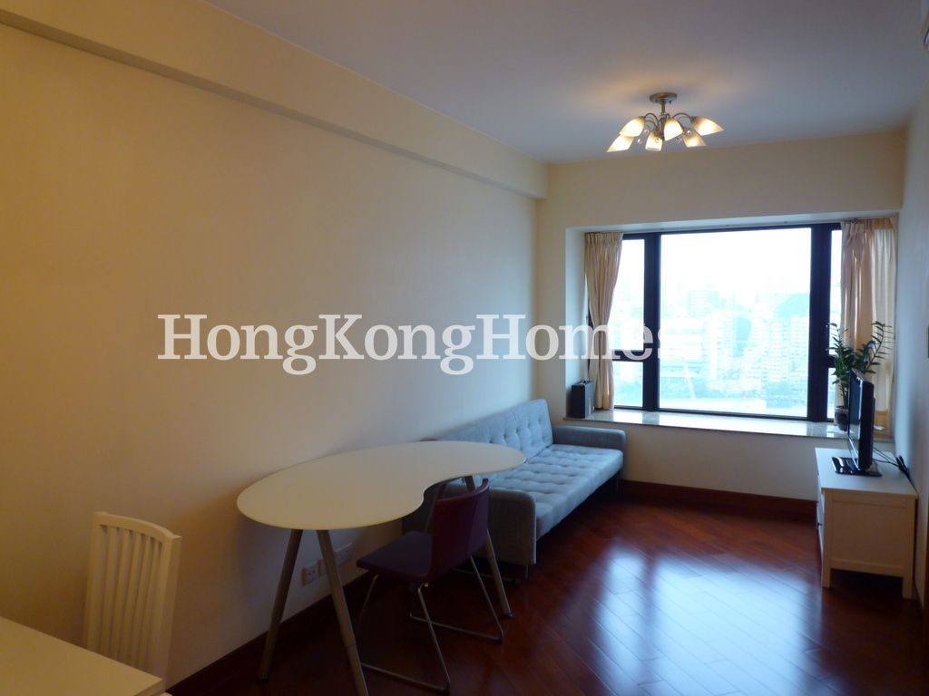 Living and Dining Room — The Arch - Block 2 (Star Tower), Tsim Sha Tsui