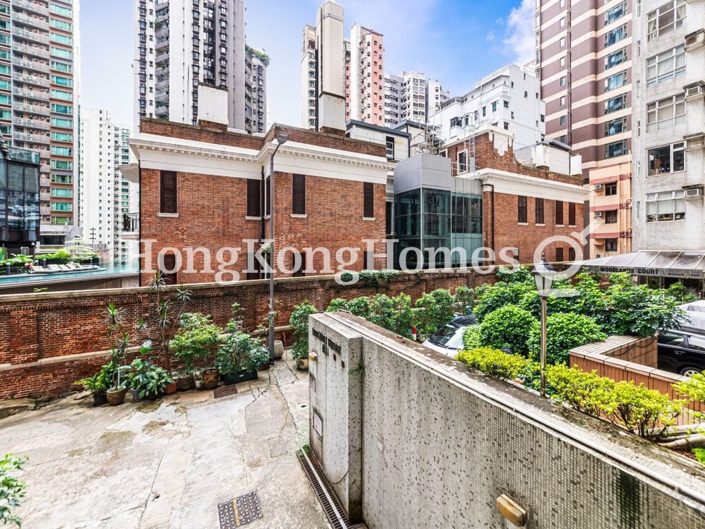 Woodlands Terrace