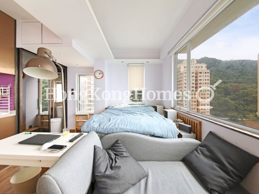 Studio — Cheong Kat Mansion, Western / Kennedy Town