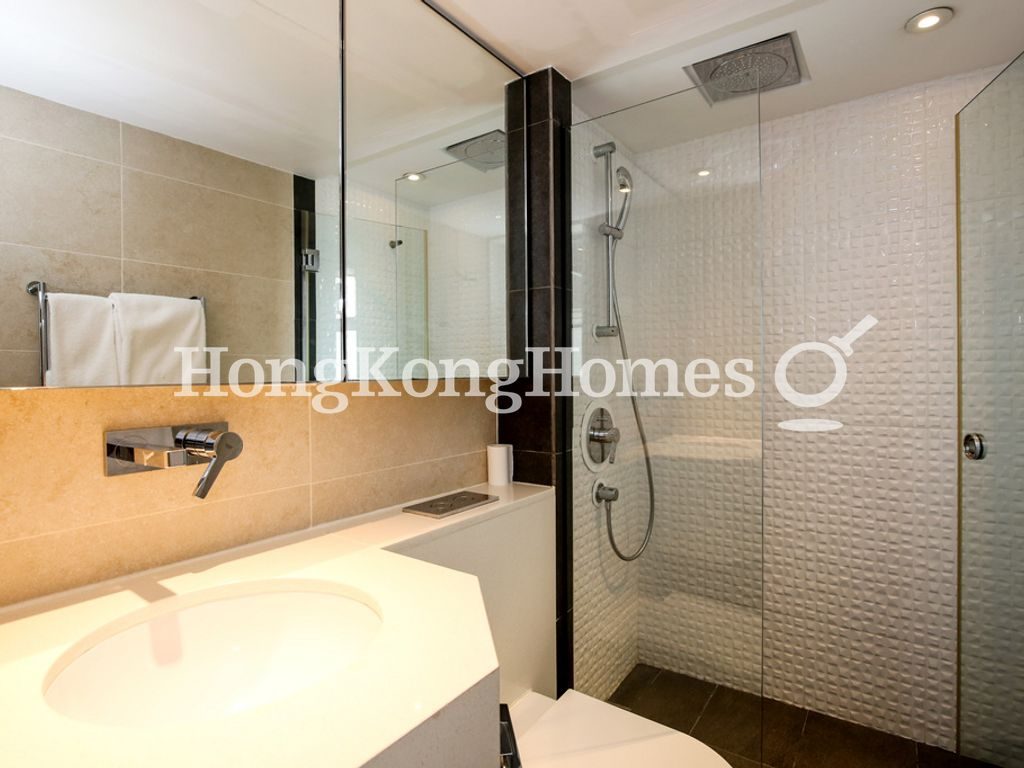 Guest Bathroom — V Happy Valley, Happy Valley