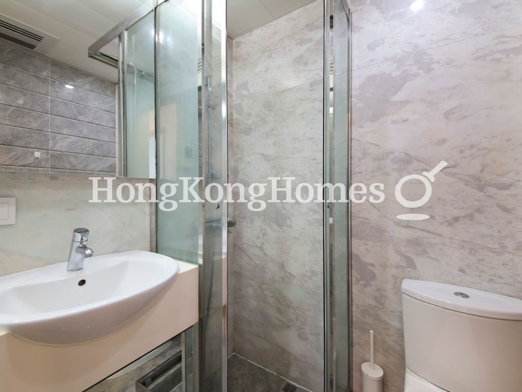 Guest Bathroom — High Park 99, Sai Ying Pun