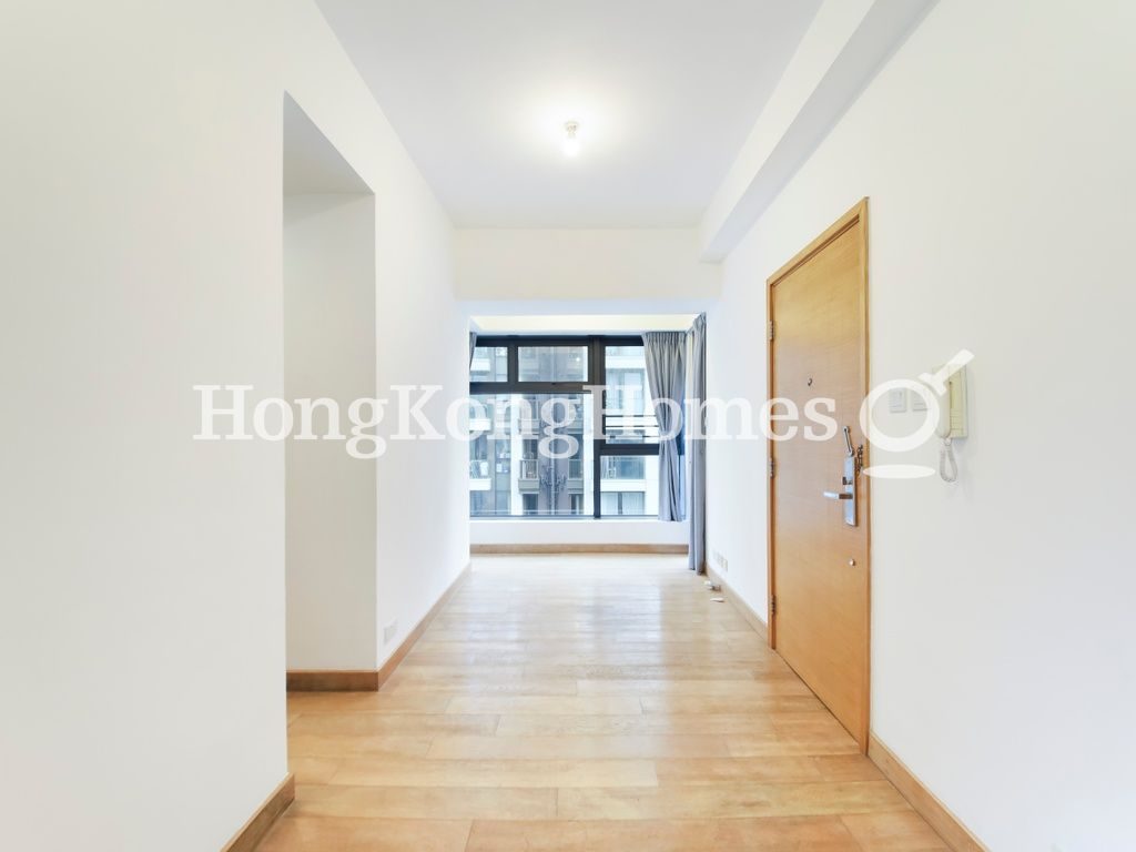 Living and Dining Room — High Park 99, Sai Ying Pun