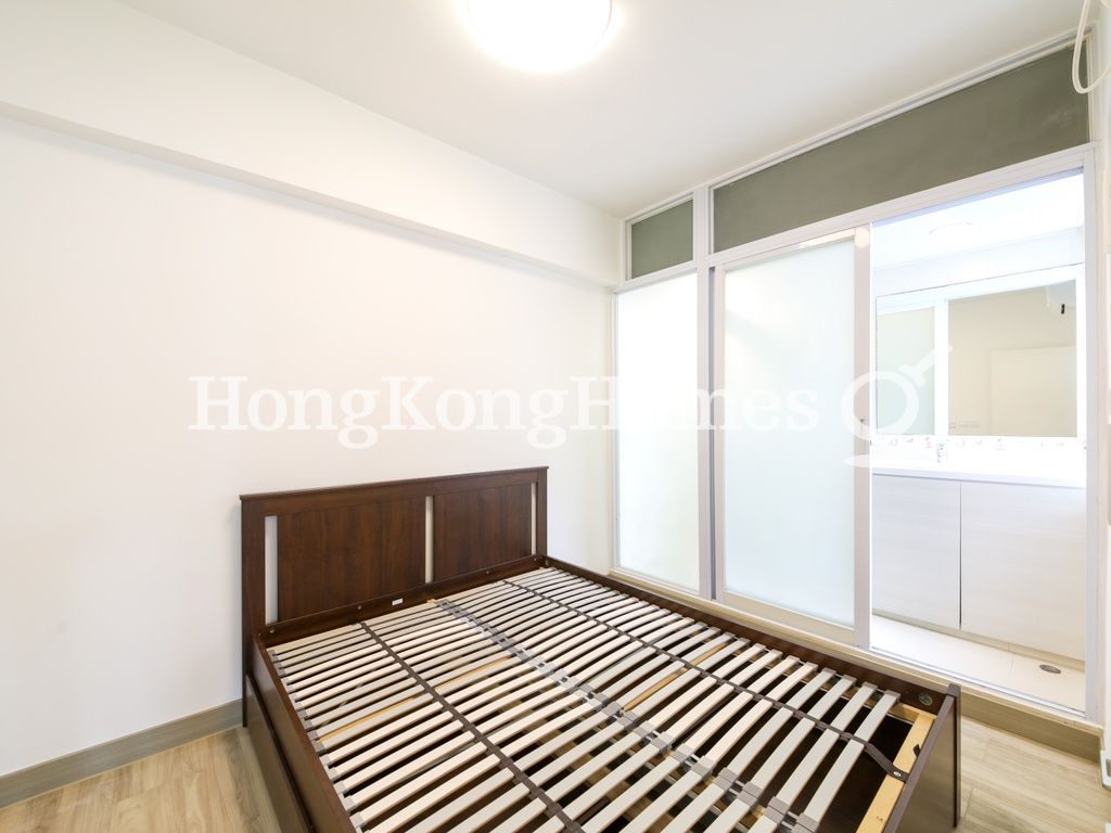 Master Bedroom — Pearl City Mansion, Causeway Bay