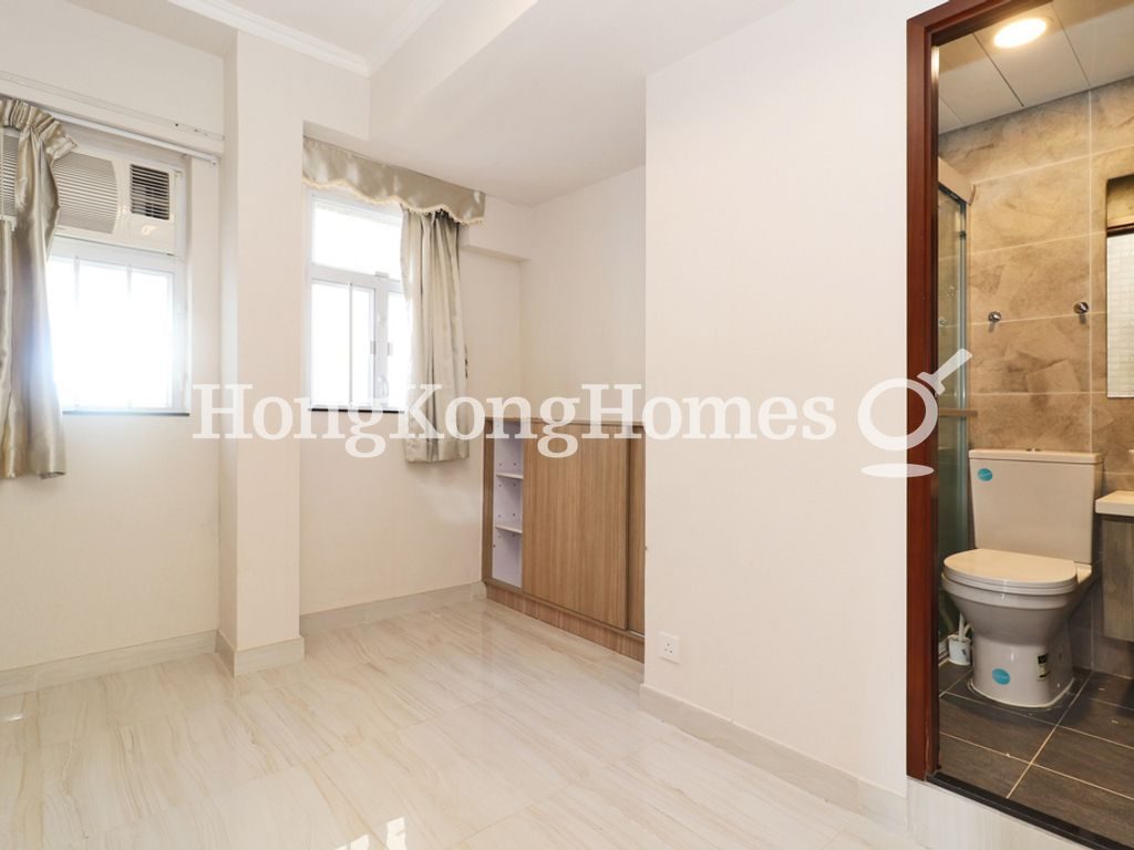 Second Ensuite Bedroom — Yue King Building, Causeway Bay