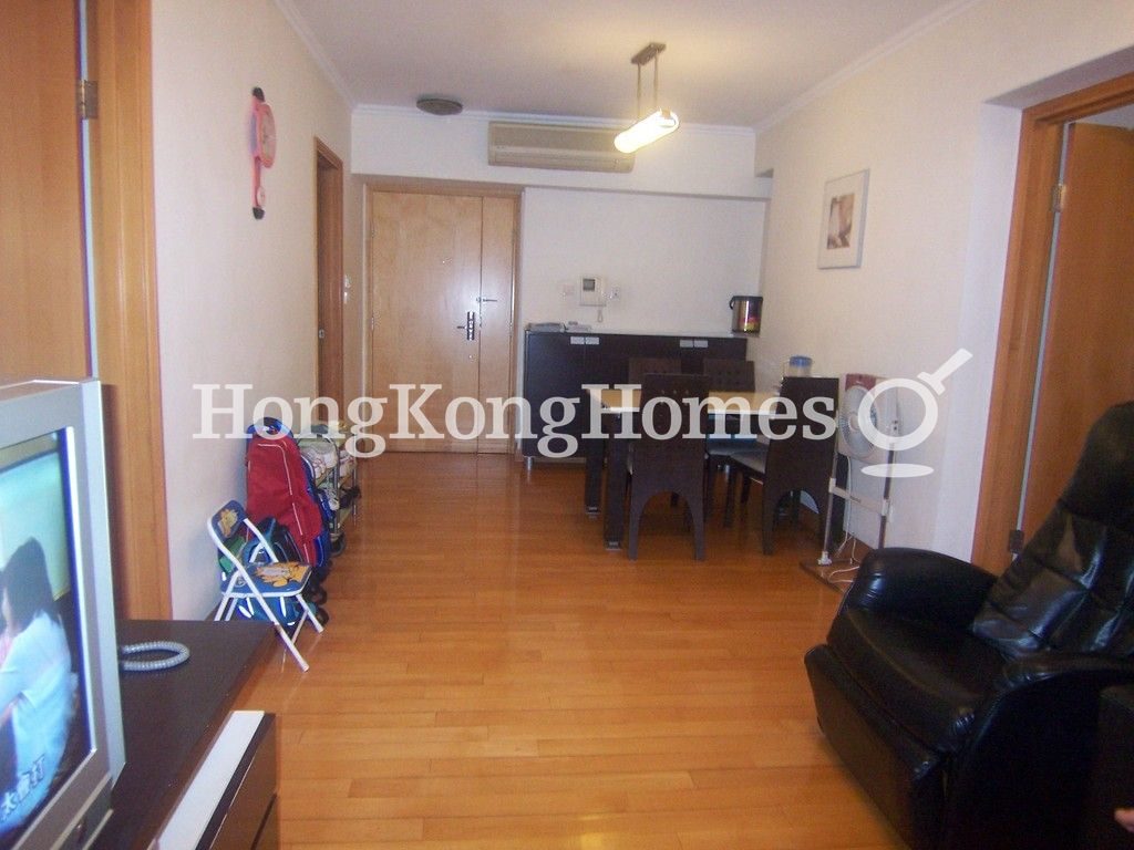 Living and Dining Room — The Waterfront - Block 07, Tsim Sha Tsui