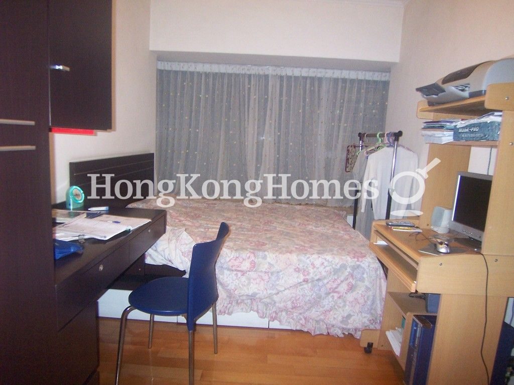Master Bedroom — The Waterfront - Block 07, Tsim Sha Tsui