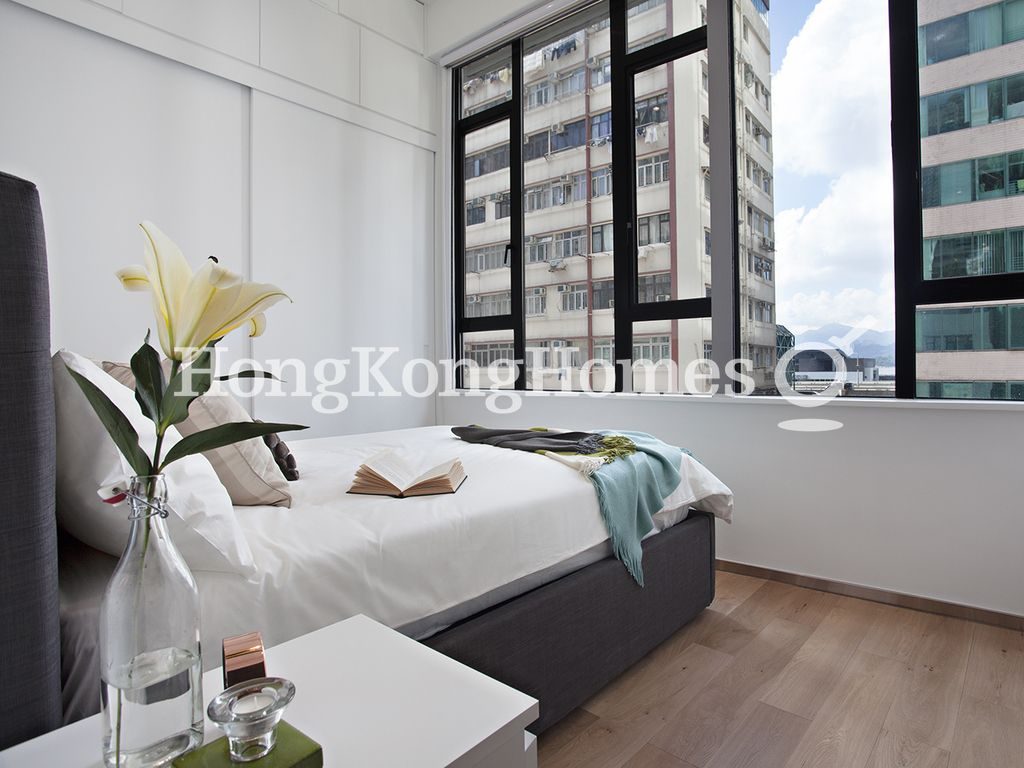 Master Bedroom — Augury 130, Sai Ying Pun