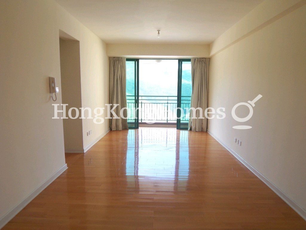 Living and Dining Room — Phase13 - Chianti - Block 05 - The Lustre, Discovery Bay