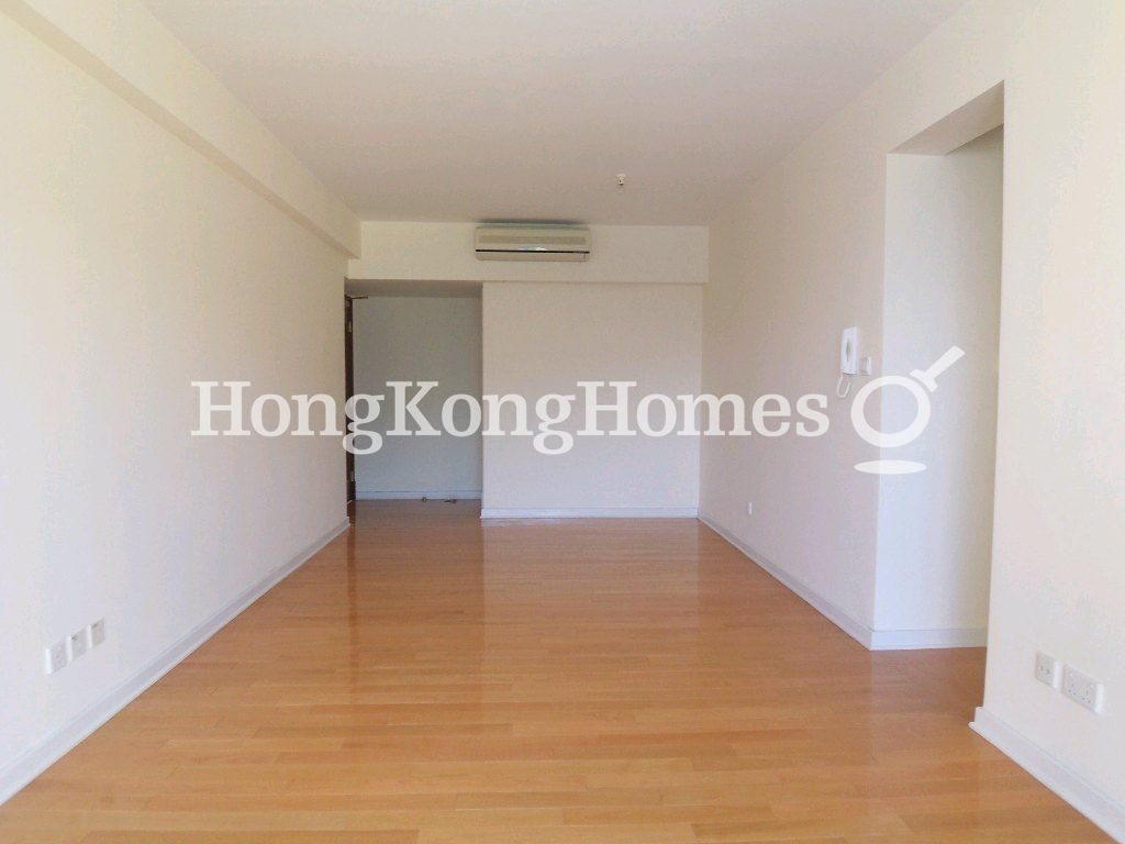 Living and Dining Room — Phase13 - Chianti - Block 05 - The Lustre, Discovery Bay