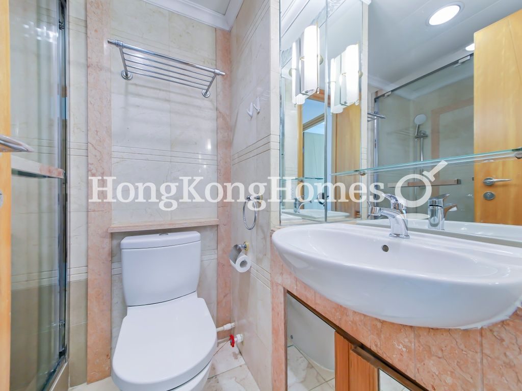 Guest Bathroom — Star Street, 1, Wan Chai