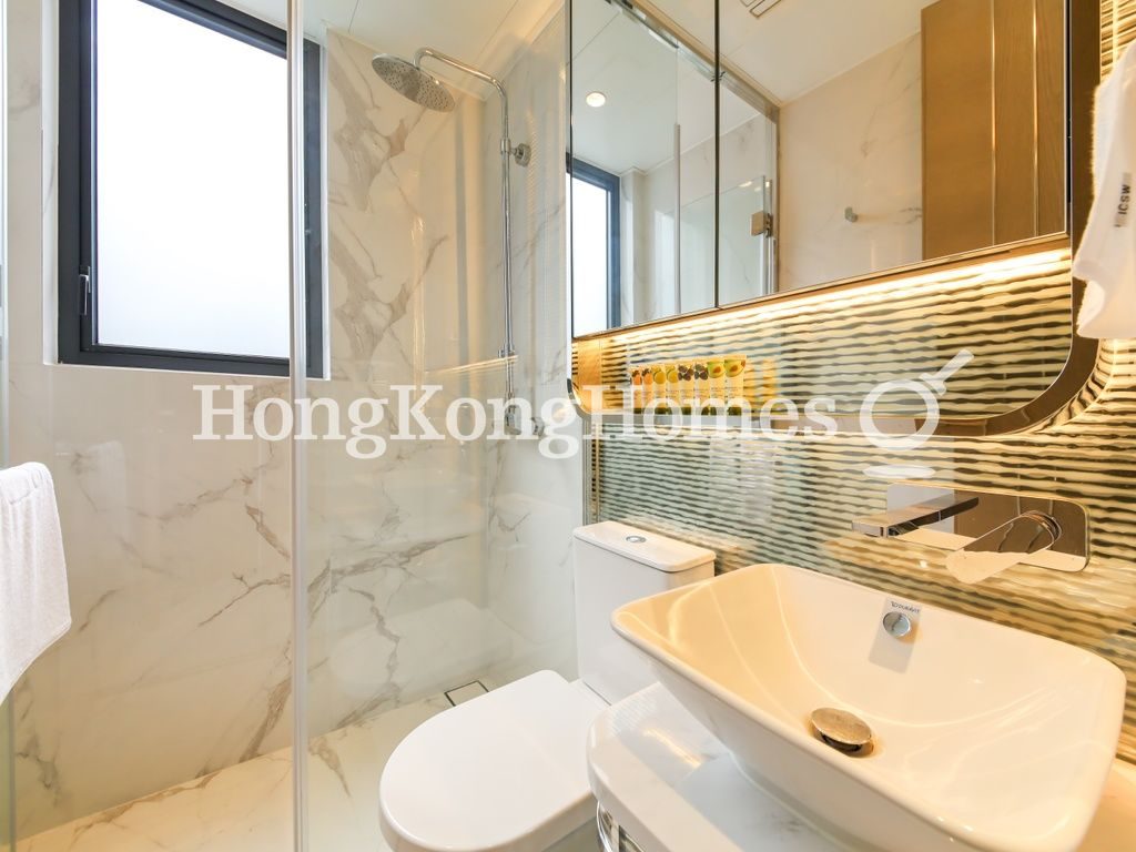 Guest Bathroom — The Queens, Sai Ying Pun