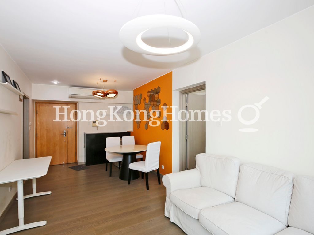Living and Dining Room — The Waterfront - Block 07, Tsim Sha Tsui