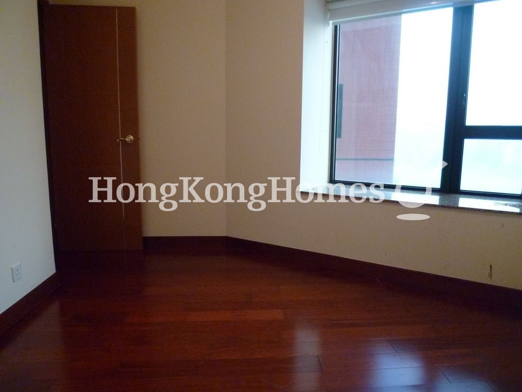 Master Bedroom — The Arch - Block 1A (Sun Tower), Tsim Sha Tsui