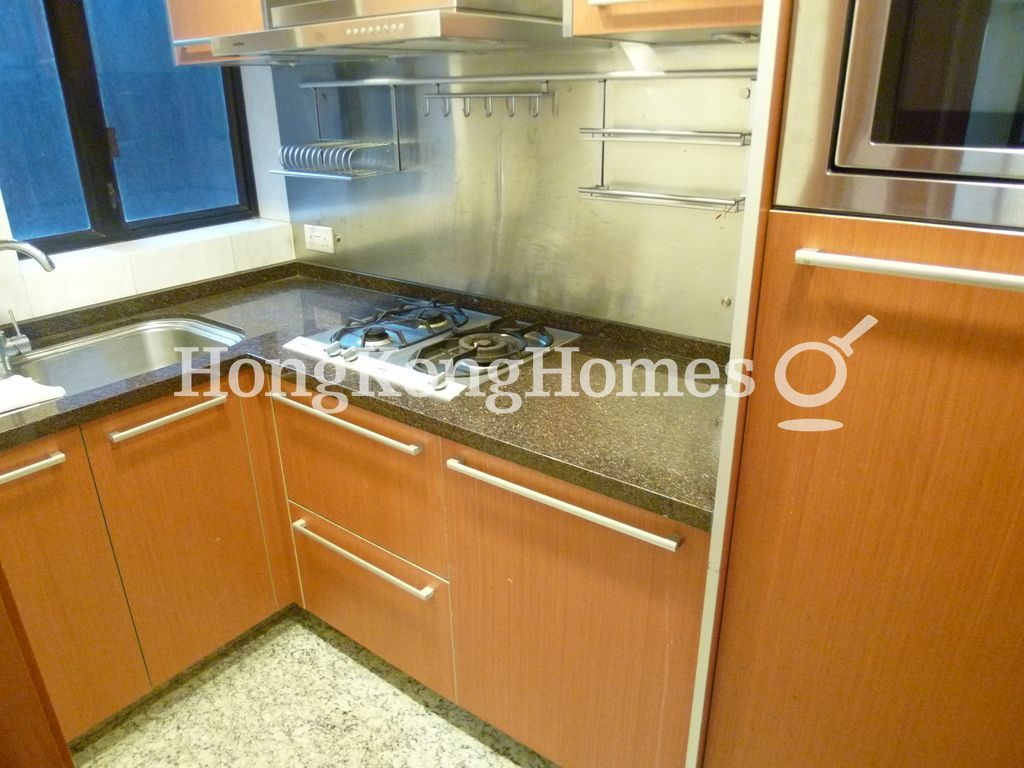 Kitchen — The Arch - Block 1A (Sun Tower), Tsim Sha Tsui