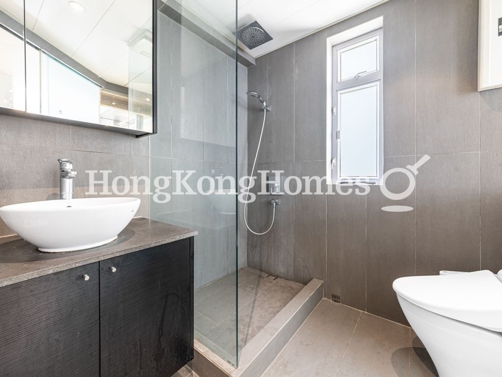 Master Bathroom — Sung Lan Mansion, Causeway Bay