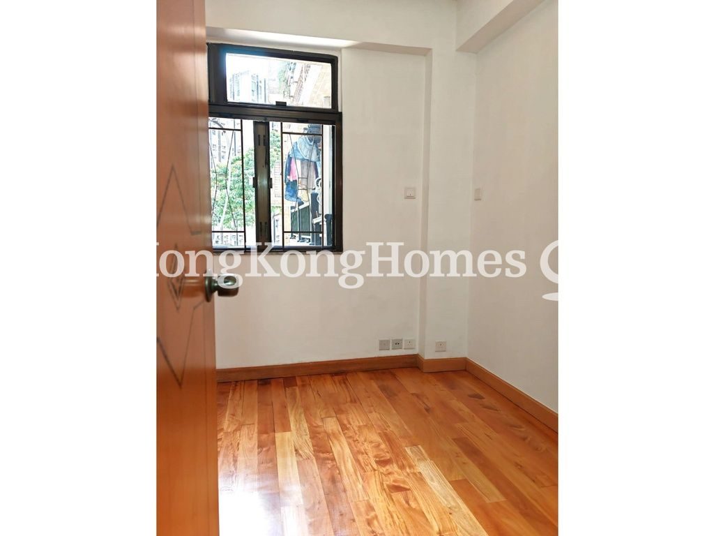 Third Bedroom — Carlton Court, Kowloon Tong