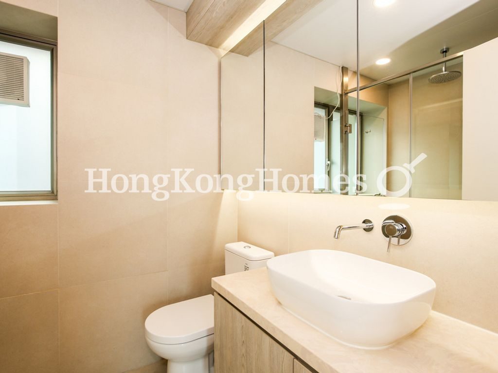 Bathroom — The Zenith - Block 1, Wan Chai
